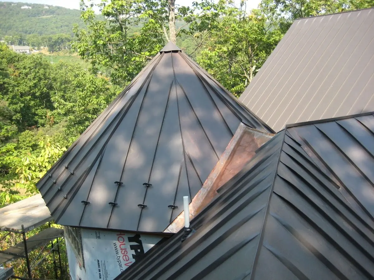 Professional Roof Tarp Installation by Craftsman Roofing in Thompson's Station